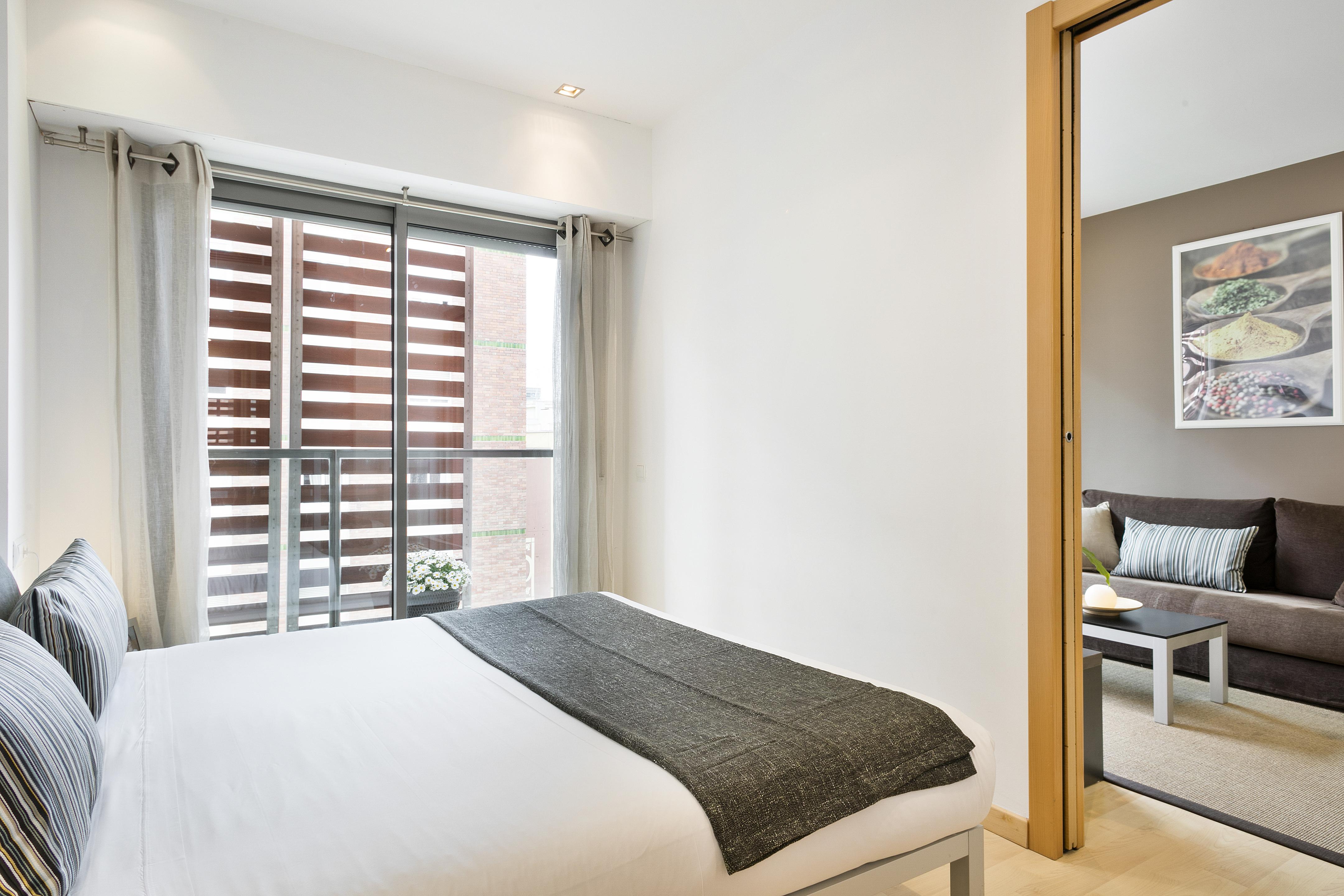 Lugaris Rambla Apartment Barcelona Bagian luar foto